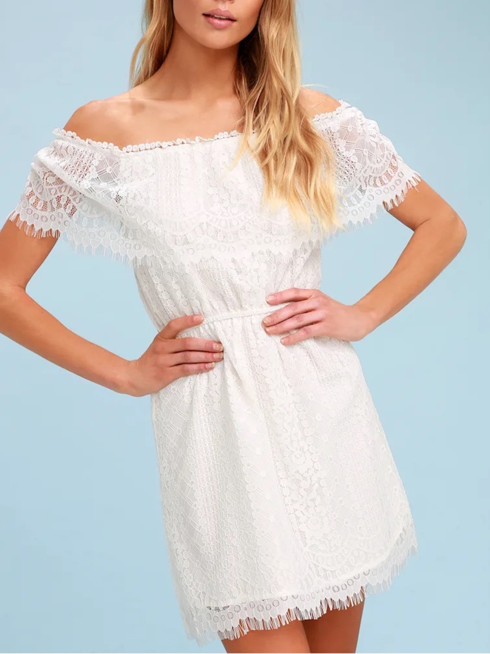 NWT BB Dakota Zinnia Optic White
Lace Off Shoulder Dress